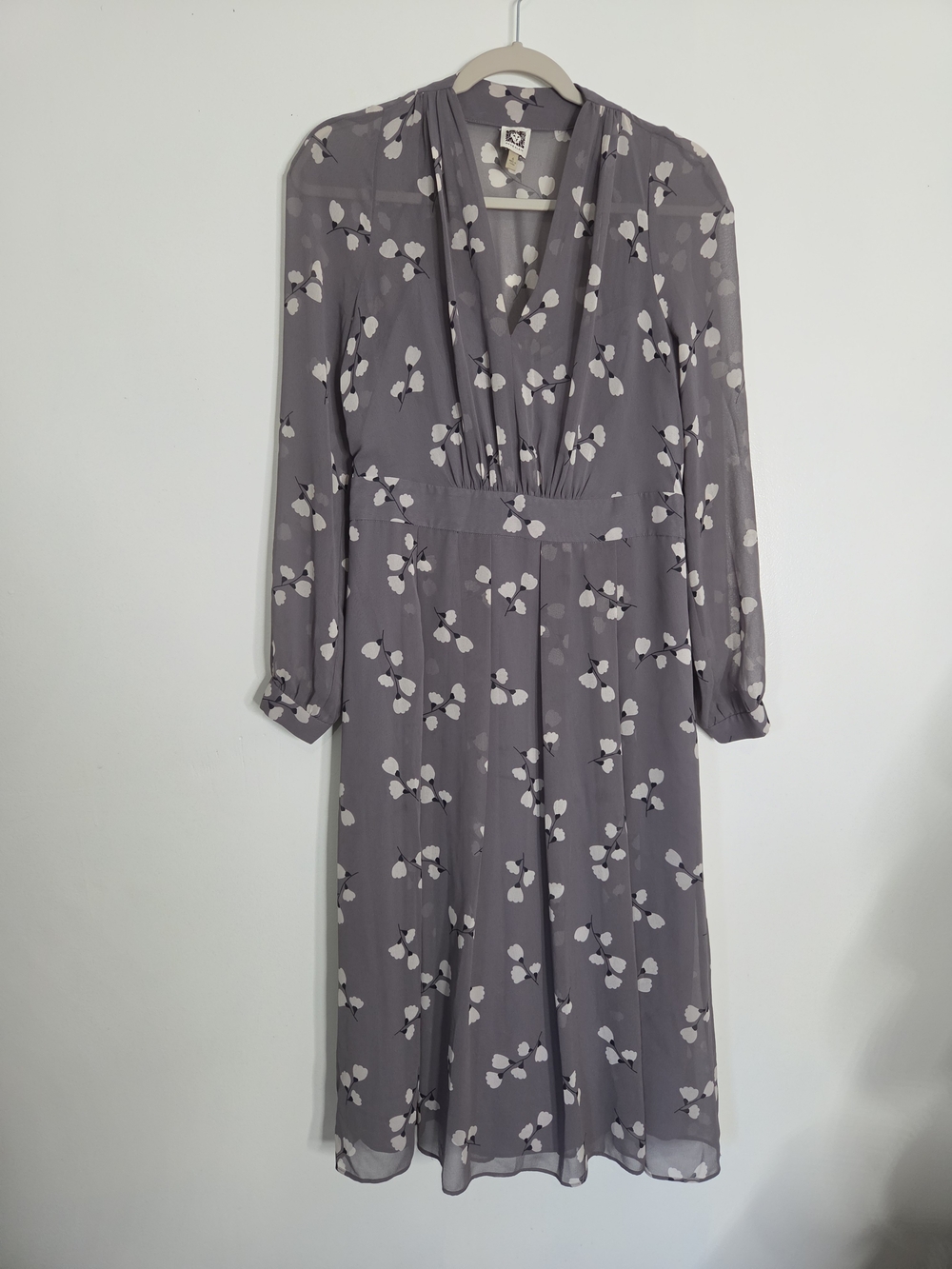 Anne Klein Slate Grey Floral Chiffon Midi Dress Pearl Button Cuffs Size 6